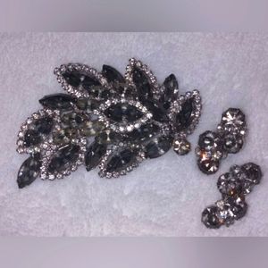 Vtg Weiss Rhinestone Brooch & Earrings Silver Tone Gray Sparkling Estate Jewelry